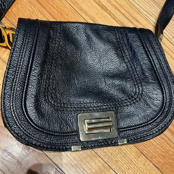 Vintage Chloe Messenger Crossbody Pebble Leather Rare find Designer Luxury bucke - Picture 2 of 12